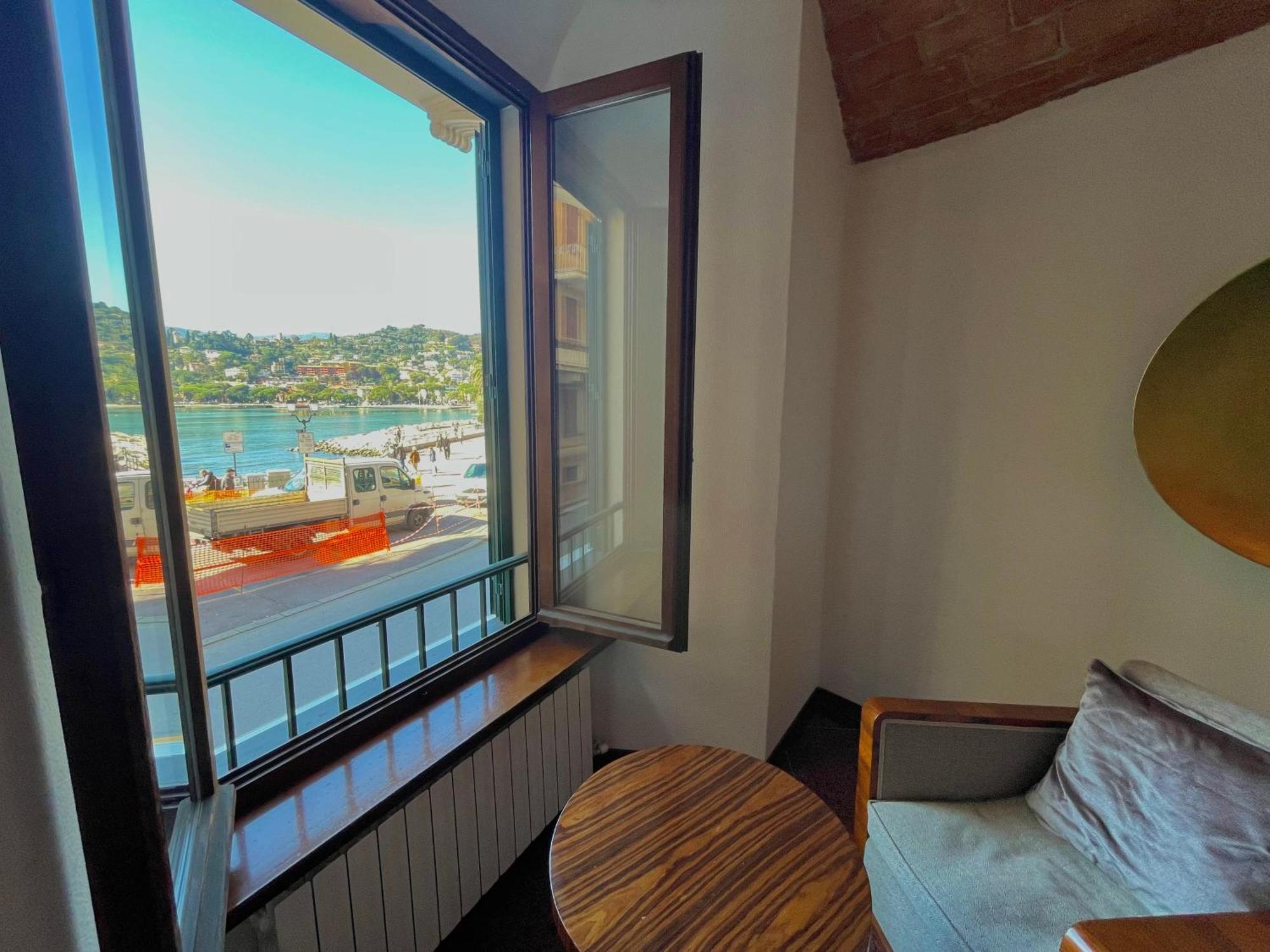 City Apartment On The Beach Rapallo Exteriör bild